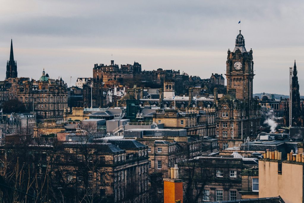 jure-tufekcic-vhCO0W-AQ_c-unsplash